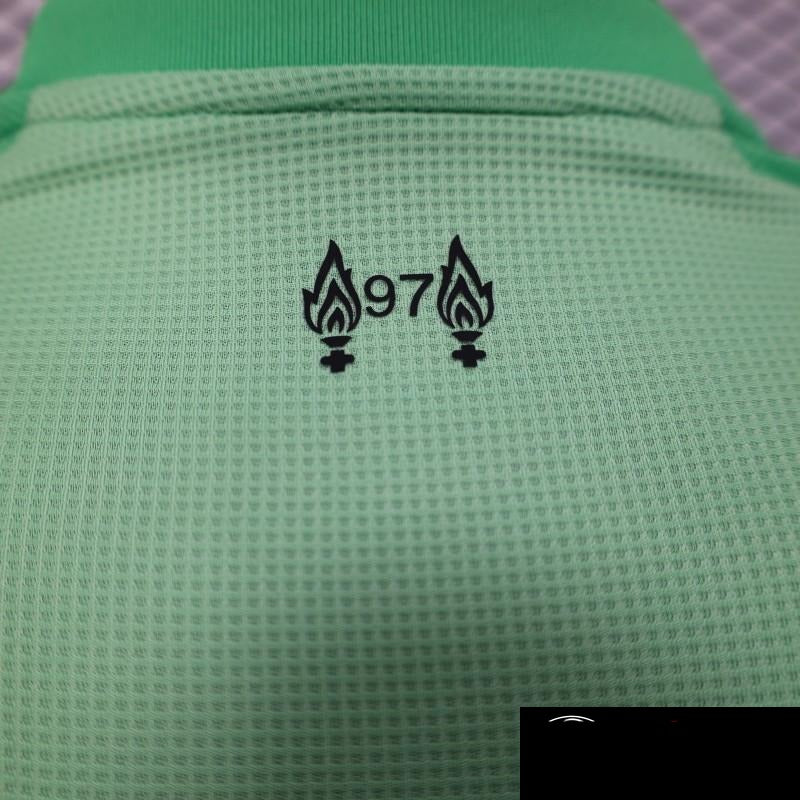 c10c9747e9ade72f.jpg