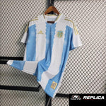 6a09fe24b290aca9.jpg